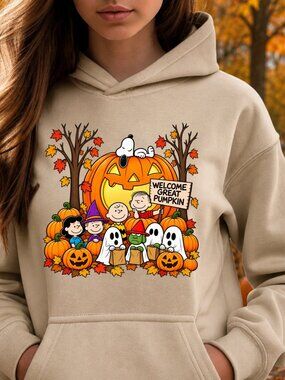 Peanuts Halloween HOODIE Graphic Sweatshirt Fall Autumn Leaves Great Pumpkin